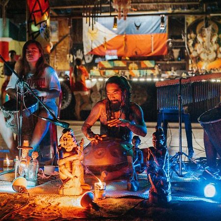Daanbantayan Tribal Huts Community旅舍 外观 照片