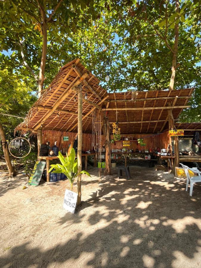 Daanbantayan Tribal Huts Community旅舍 外观 照片