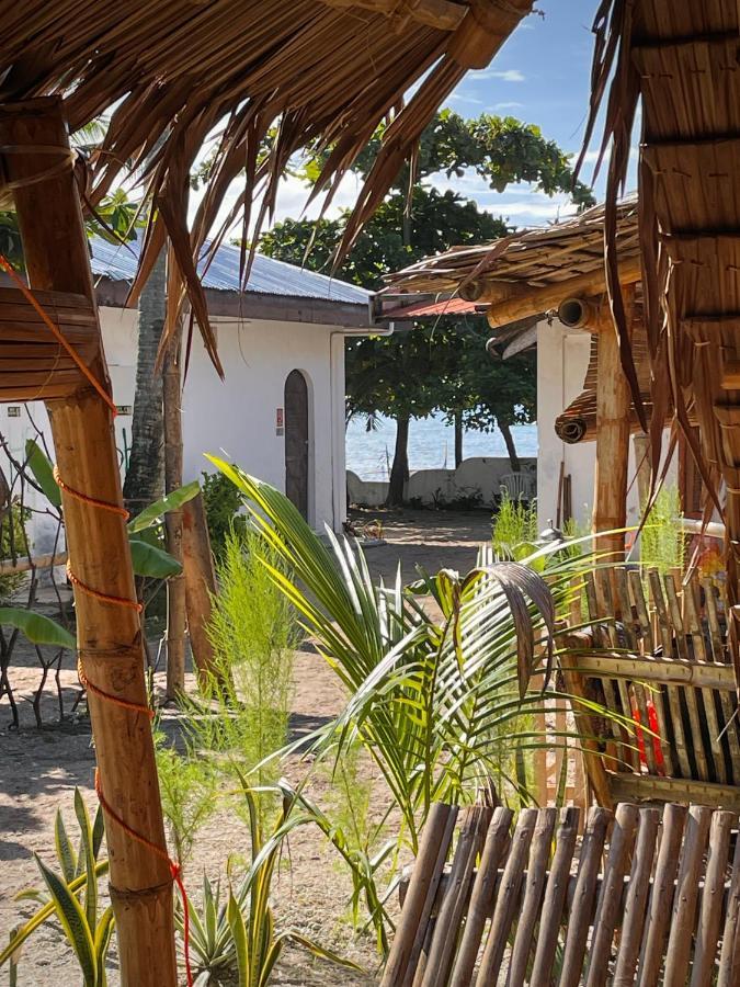 Daanbantayan Tribal Huts Community旅舍 外观 照片