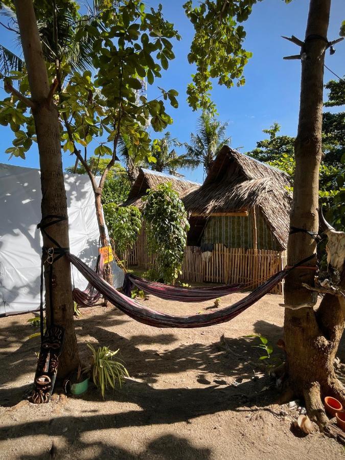 Daanbantayan Tribal Huts Community旅舍 外观 照片
