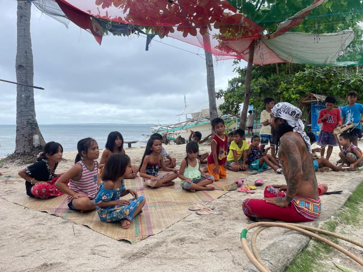 Daanbantayan Tribal Huts Community旅舍 外观 照片