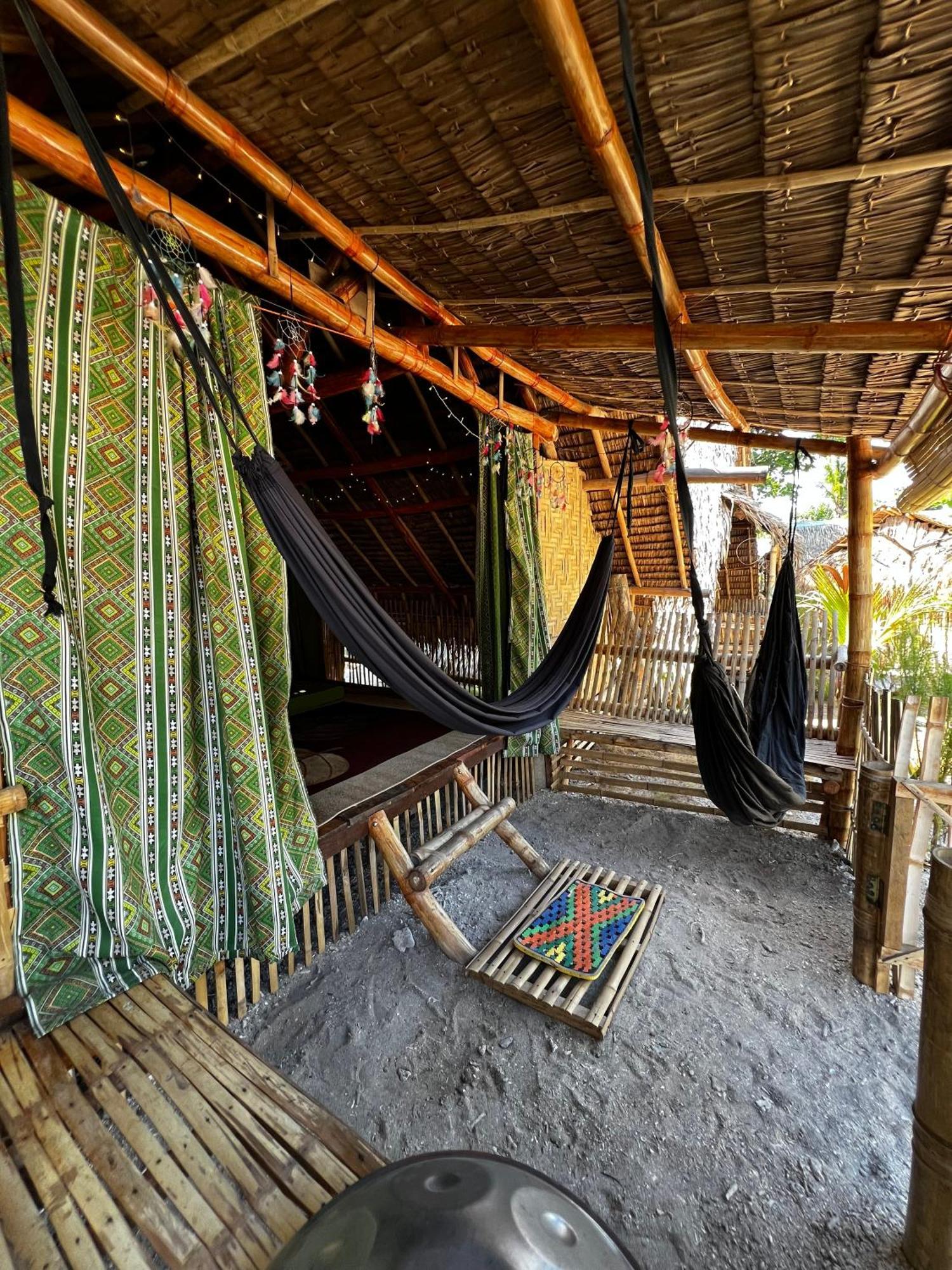 Daanbantayan Tribal Huts Community旅舍 外观 照片