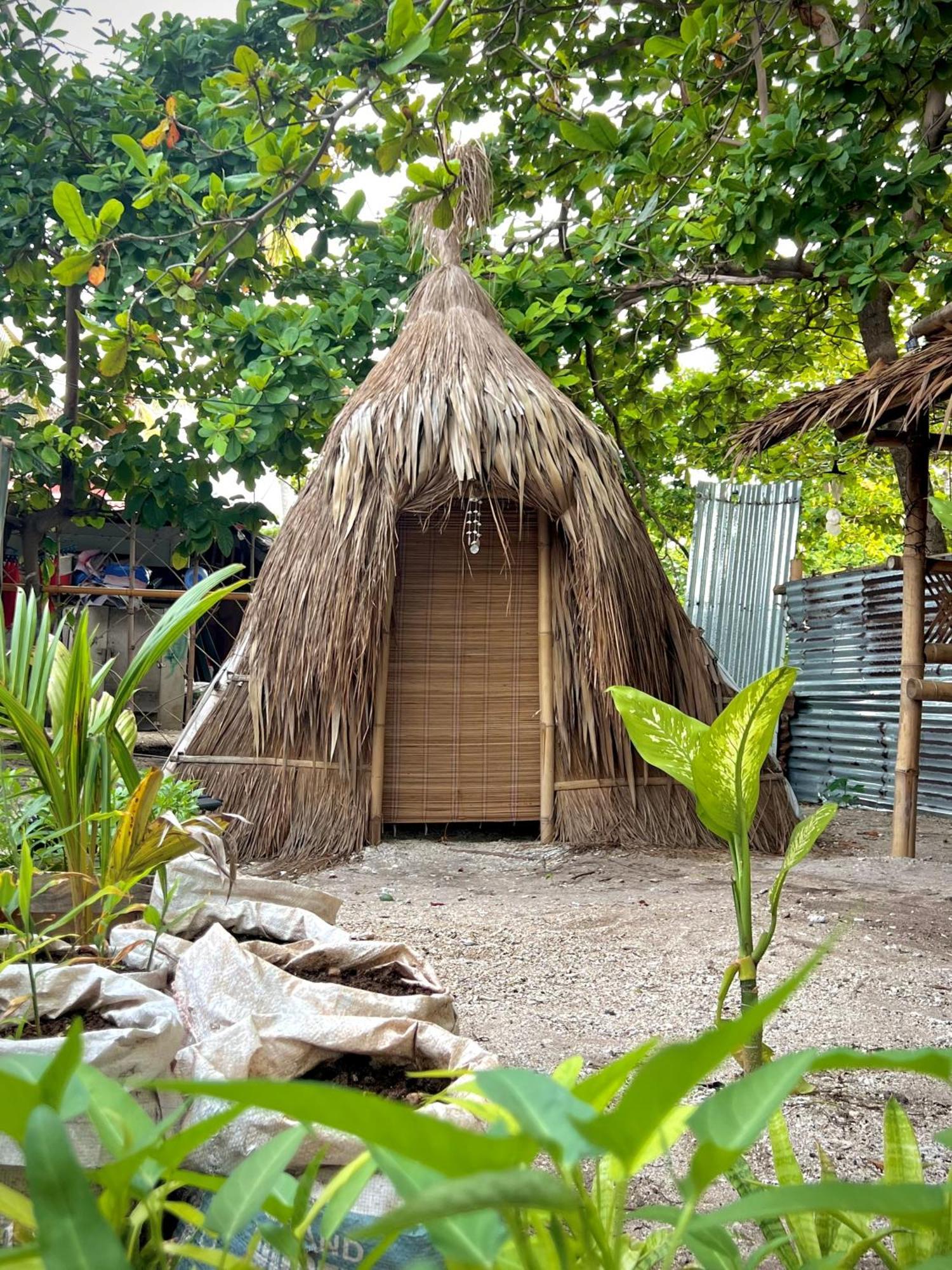 Daanbantayan Tribal Huts Community旅舍 客房 照片